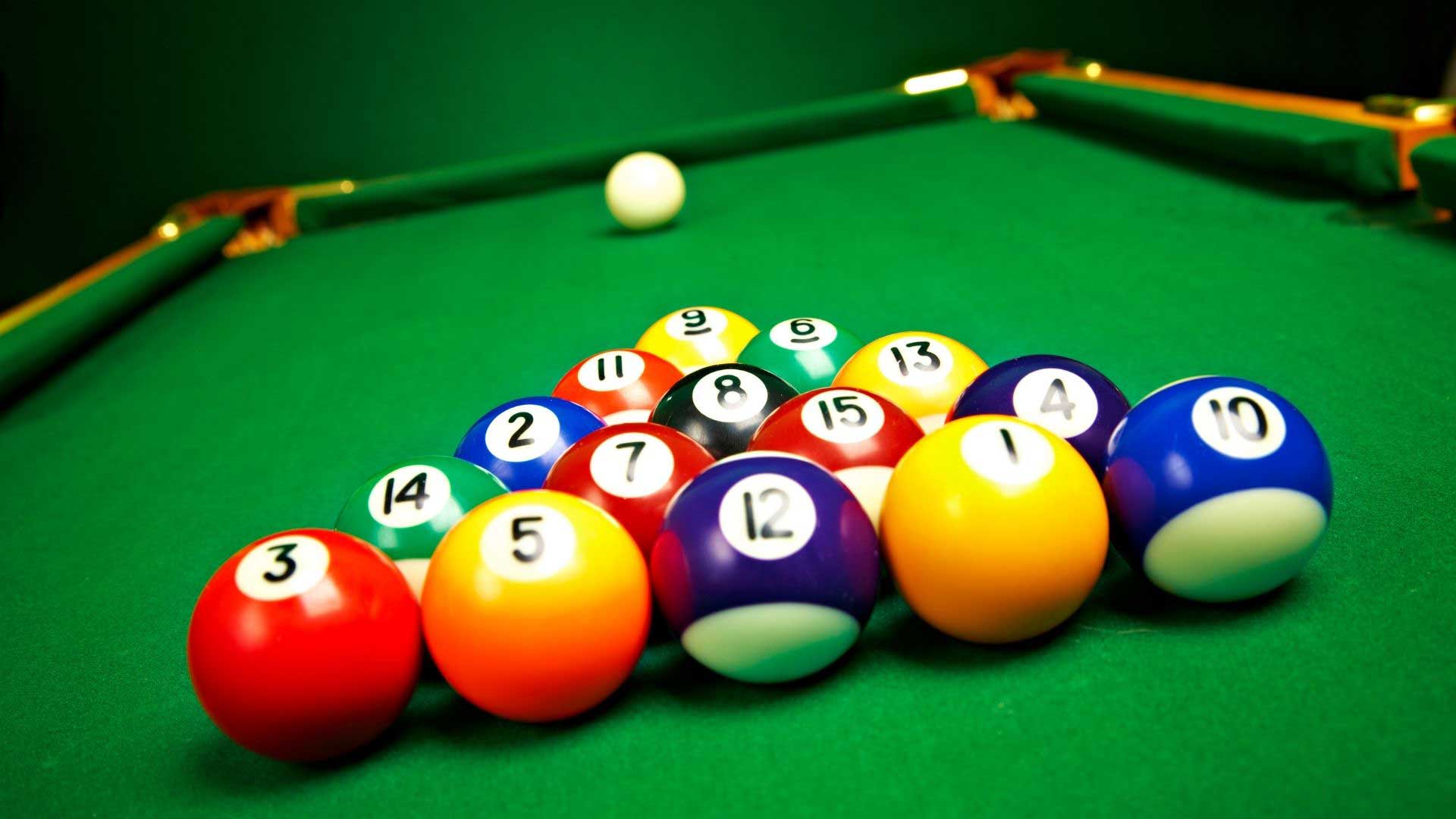 Snooker-pool-table